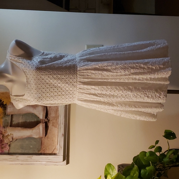 Old Navy Dress - Picture 3 of 9